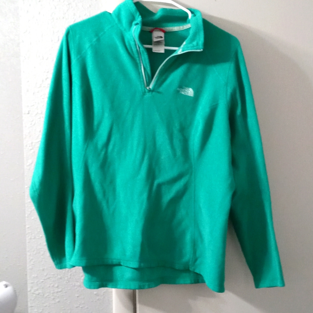 North Face Green quarter zip pull-over